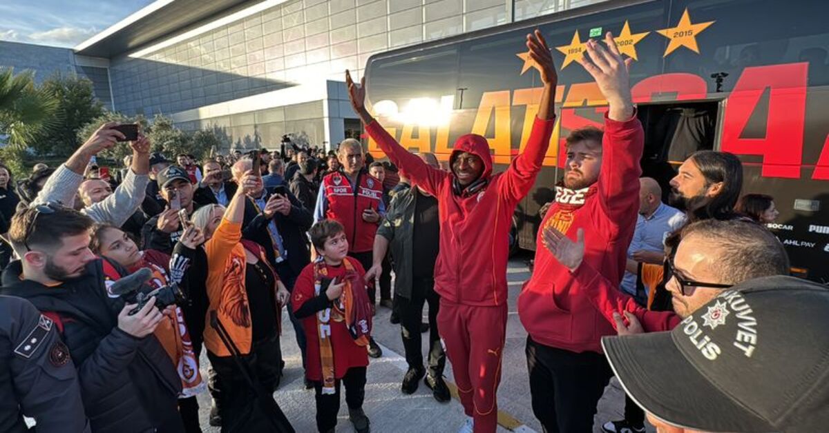 Galatasaray’a Bodrum’da coşkulu karşılaşma!
