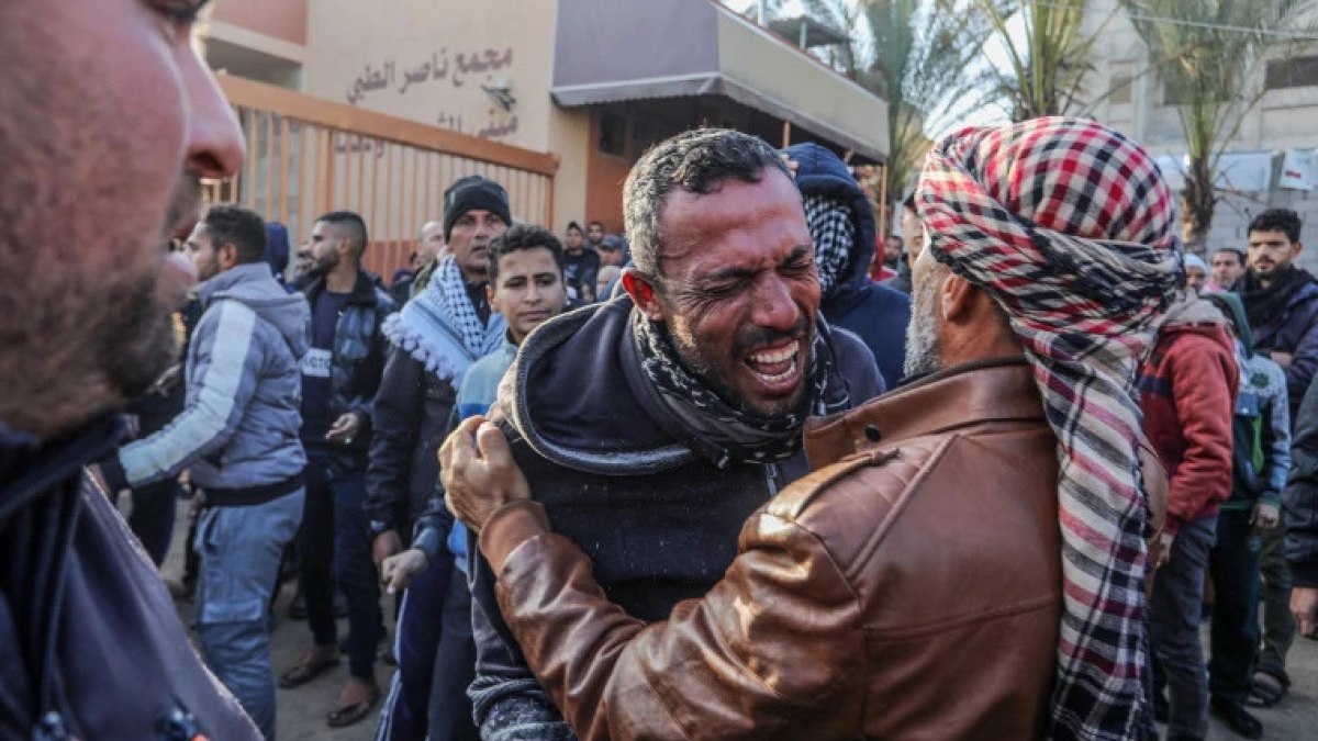 İsrail serbest bırakılacak Filistinli esirlerleri ülke dışına sürecek